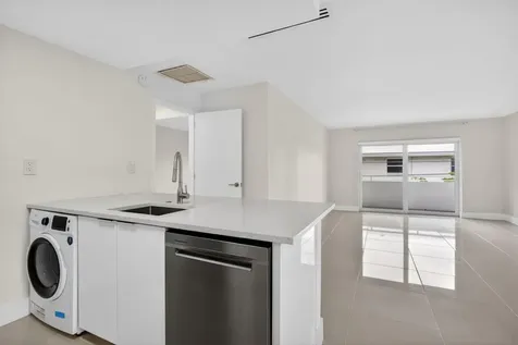 3212 NE 12th Street Pompano Beach FL 33062