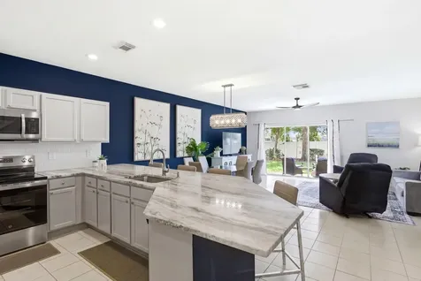 13354 Georgian Court Wellington FL 33414