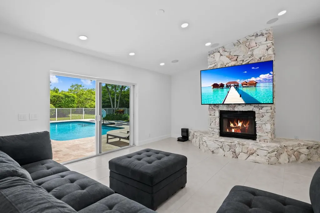 11937 Sandlake Drive Boca Raton FL 33428