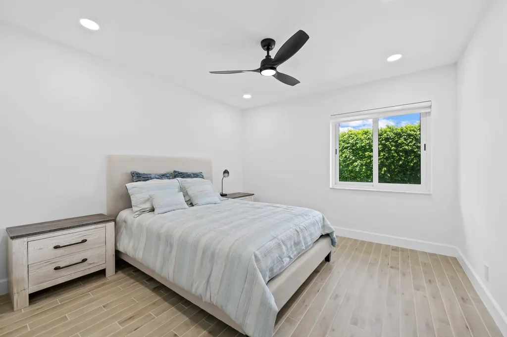 11937 Sandlake Drive Boca Raton FL 33428