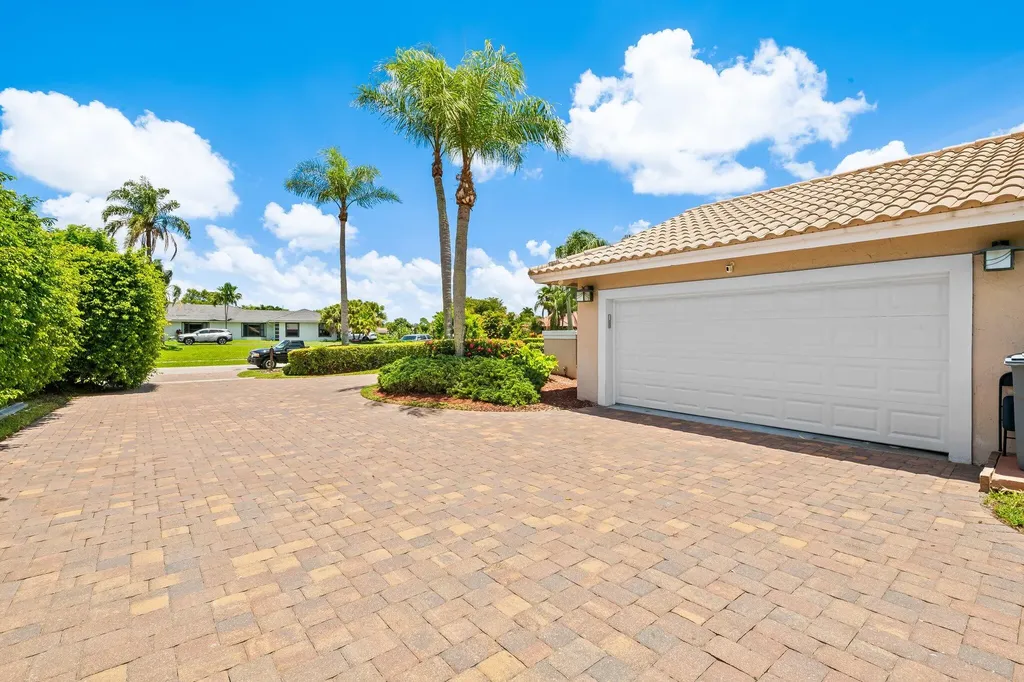 11937 Sandlake Drive Boca Raton FL 33428