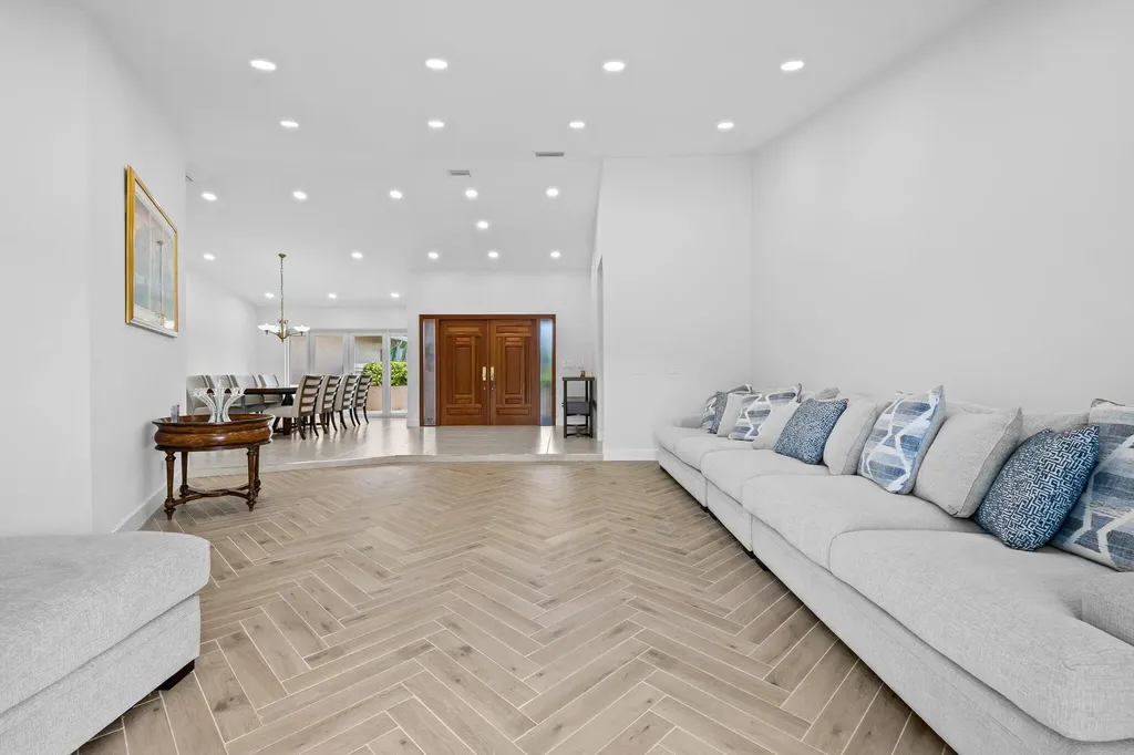11937 Sandlake Drive Boca Raton FL 33428