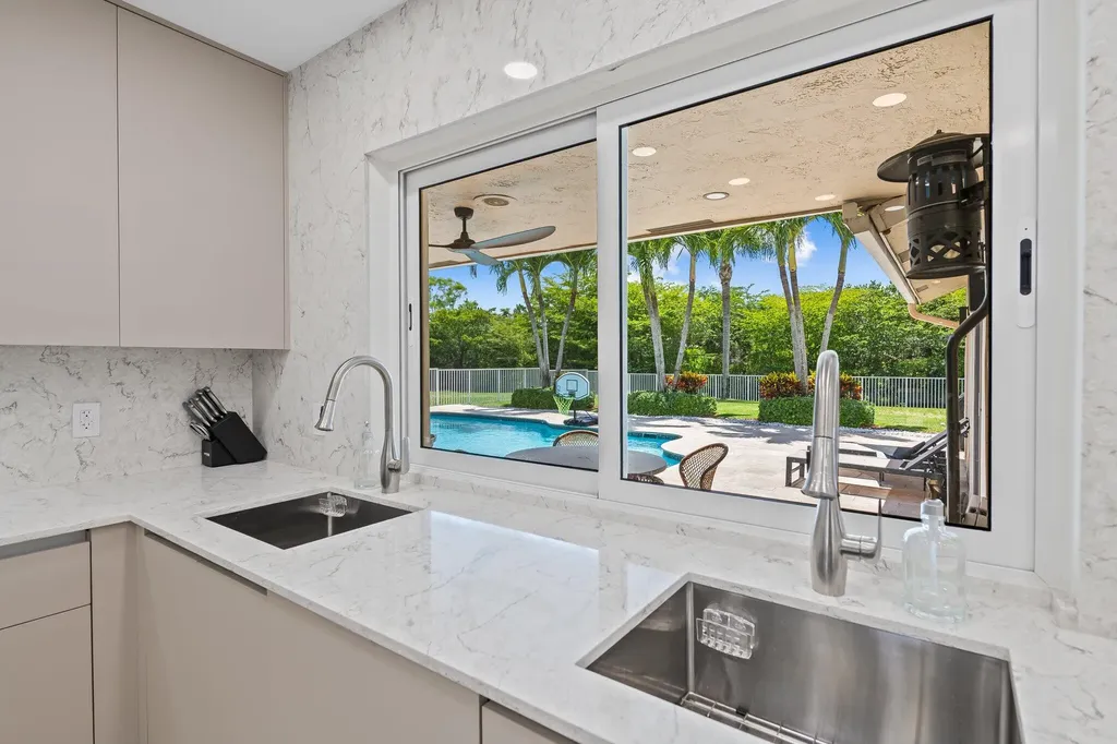 11937 Sandlake Drive Boca Raton FL 33428