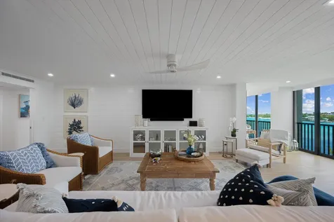 19800 S Sandpointe Bay Drive Tequesta FL 33469