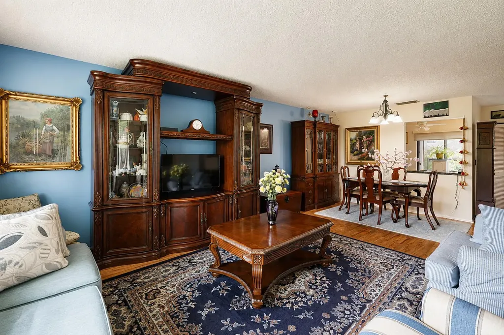 272 Beaver Dam Court Royal Palm Beach FL 33411