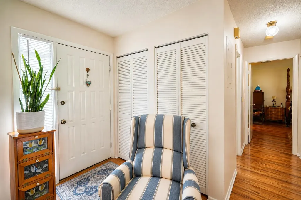 272 Beaver Dam Court Royal Palm Beach FL 33411