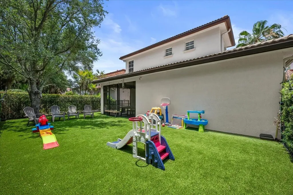 603 Castle Drive Palm Beach Gardens FL 33410