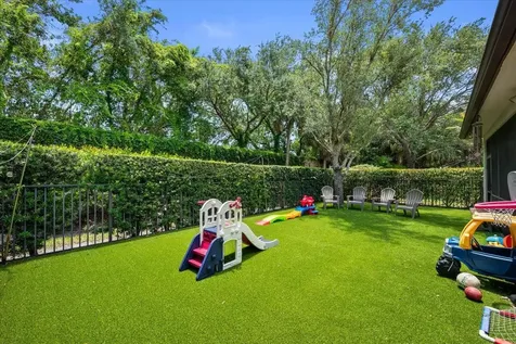 603 Castle Drive Palm Beach Gardens FL 33410
