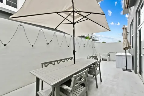 425 N Andrews Avenue Fort Lauderdale FL 33301