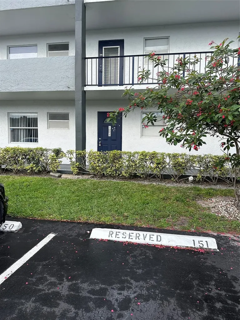8310 Sands Point Boulevard Tamarac FL 33321