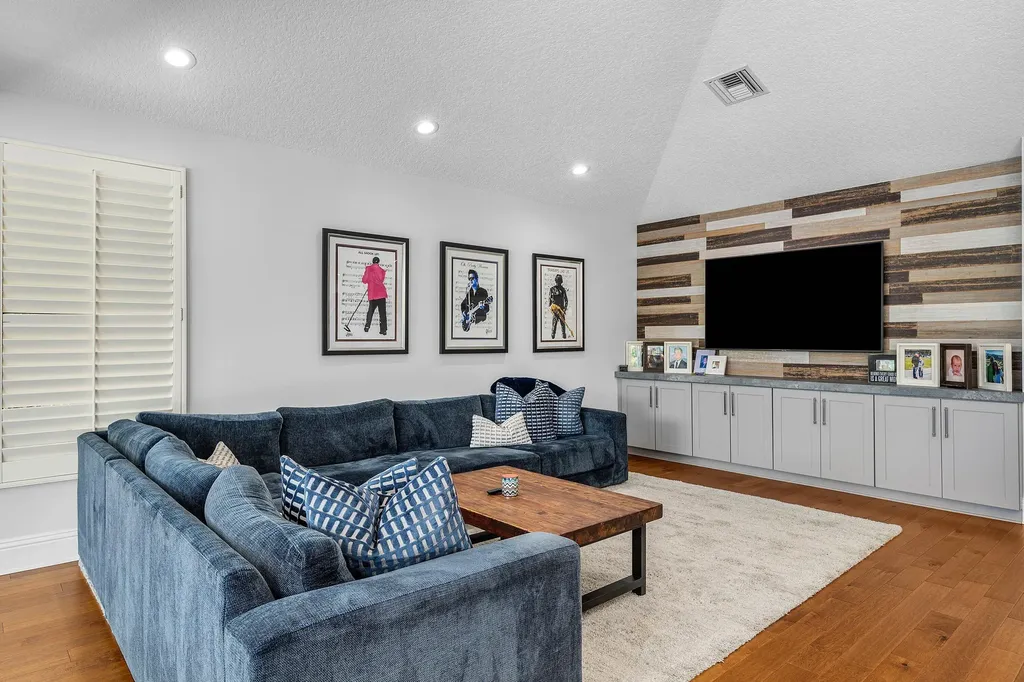 2357 NW 59th Street Boca Raton FL 33496