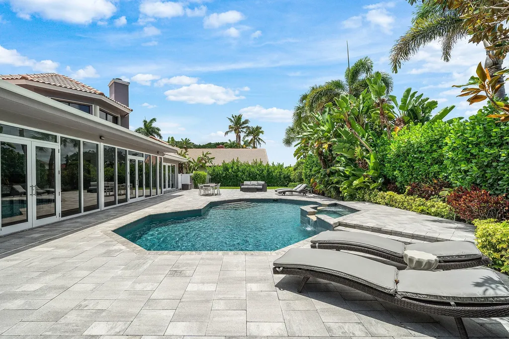2357 NW 59th Street Boca Raton FL 33496