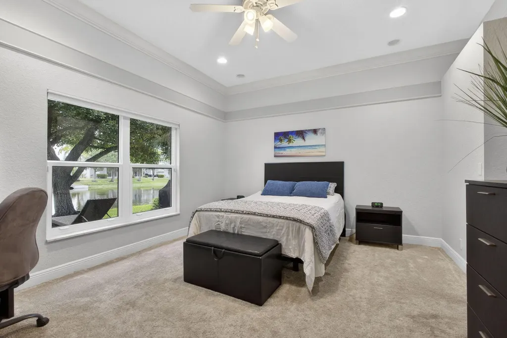 118 Kensington Way Royal Palm Beach FL 33414