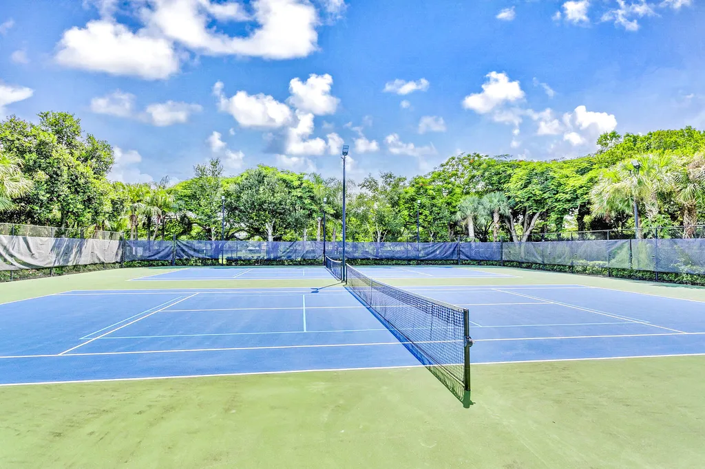 118 Kensington Way Royal Palm Beach FL 33414