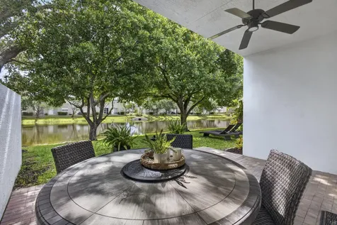 118 Kensington Way Royal Palm Beach FL 33414