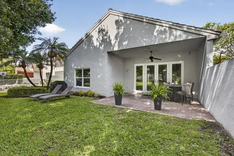 118 Kensington Way Royal Palm Beach FL 33414