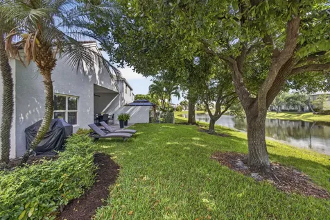 118 Kensington Way Royal Palm Beach FL 33414