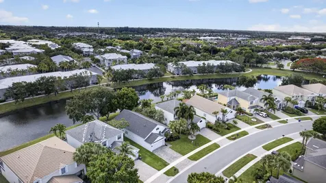 118 Kensington Way Royal Palm Beach FL 33414
