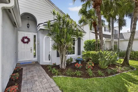 118 Kensington Way Royal Palm Beach FL 33414