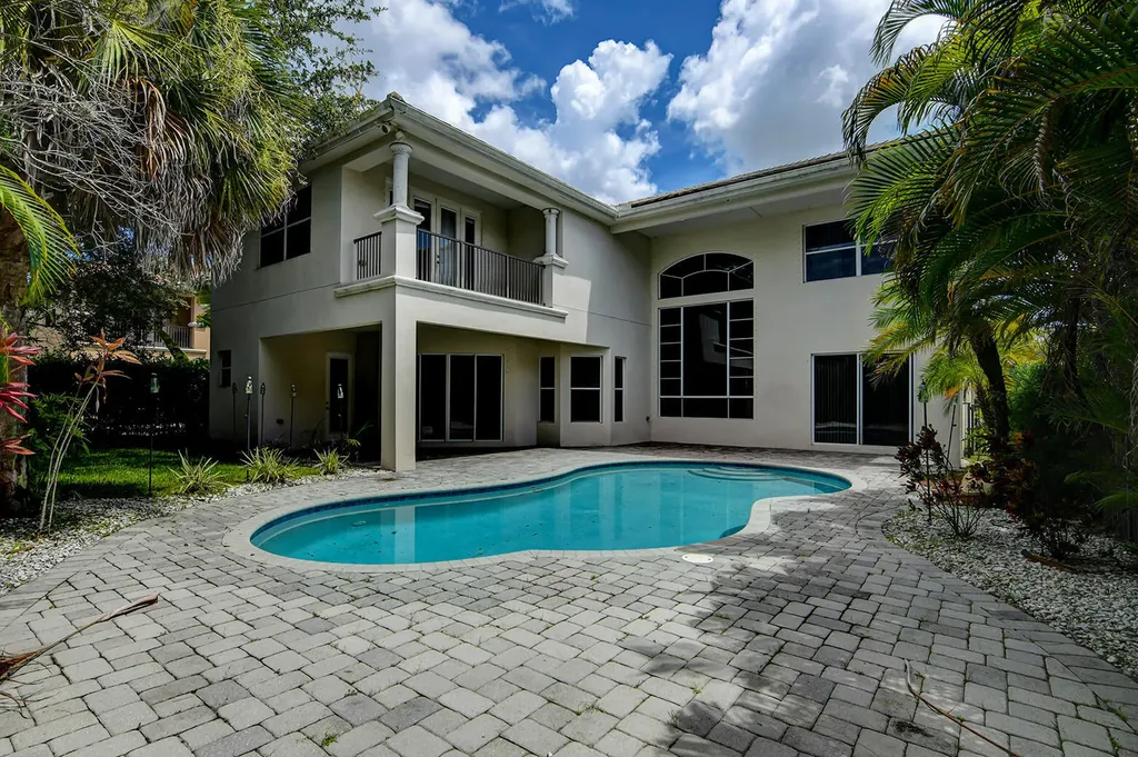 670 Edgebrook Lane Royal Palm Beach FL 33411