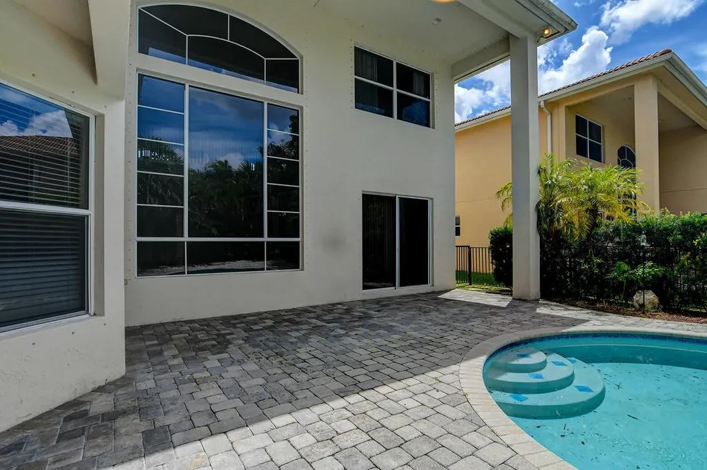 670 Edgebrook Lane Royal Palm Beach FL 33411
