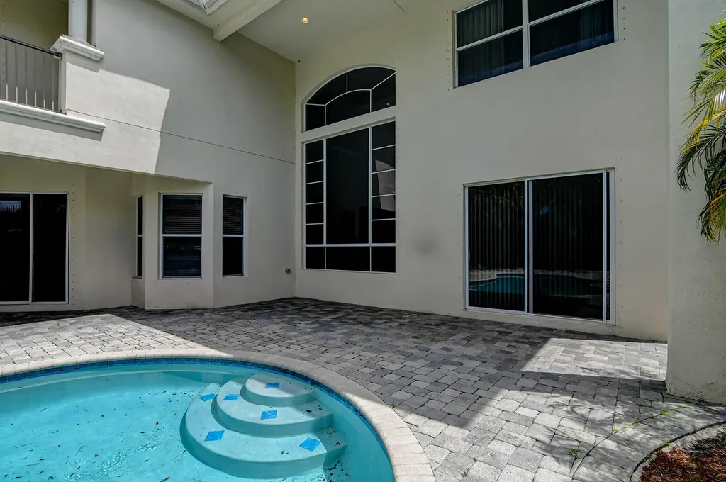 670 Edgebrook Lane Royal Palm Beach FL 33411