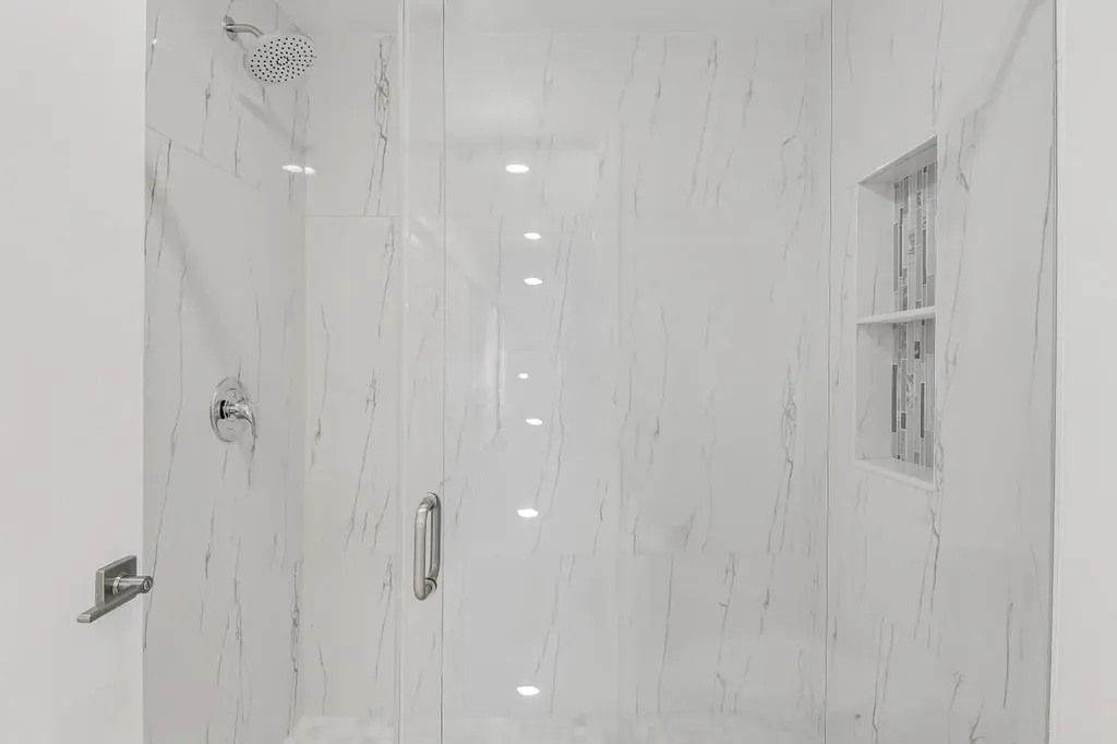 8157 Springtree Road Boca Raton FL 33496