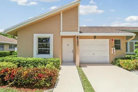 8157 Springtree Road Boca Raton FL 33496