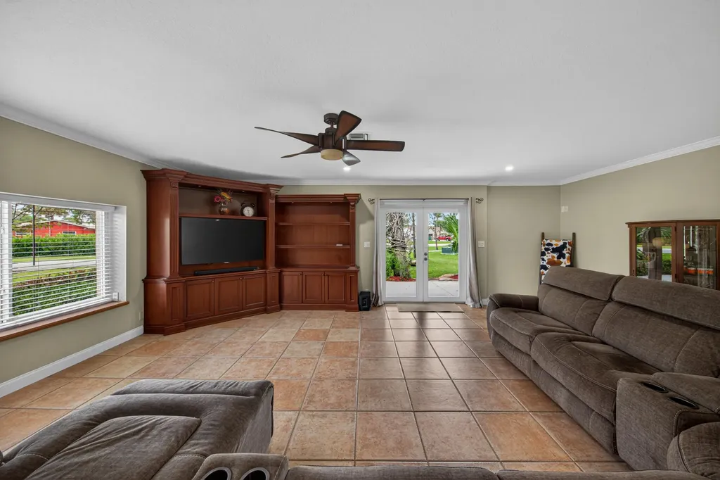 2801 SW 156th Avenue Davie FL 33331