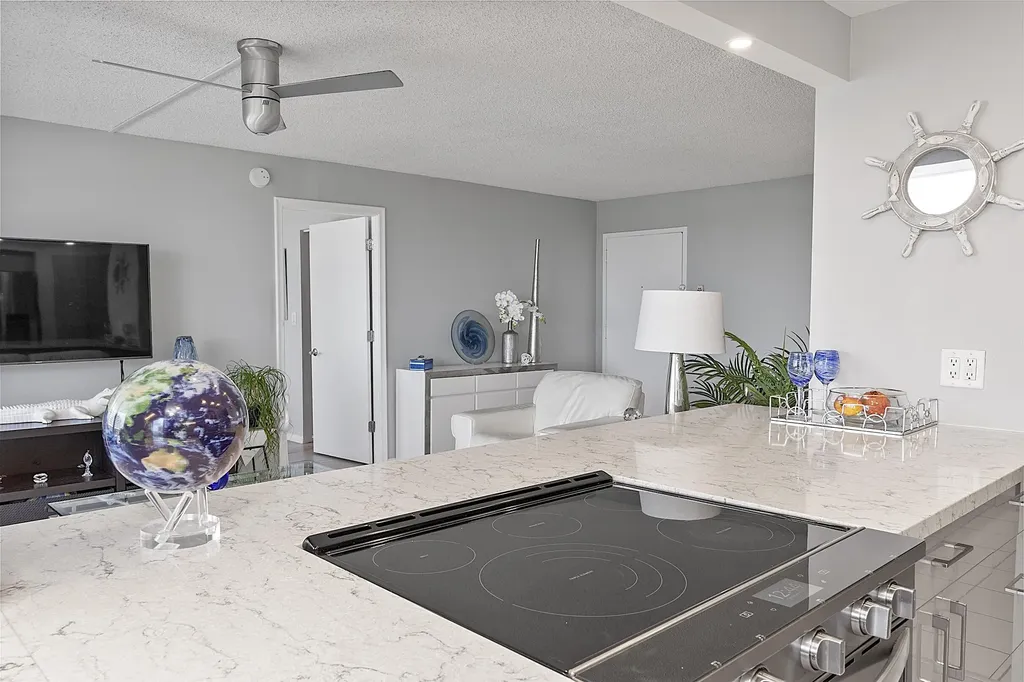 2841 N Ocean Boulevard Fort Lauderdale FL 33308