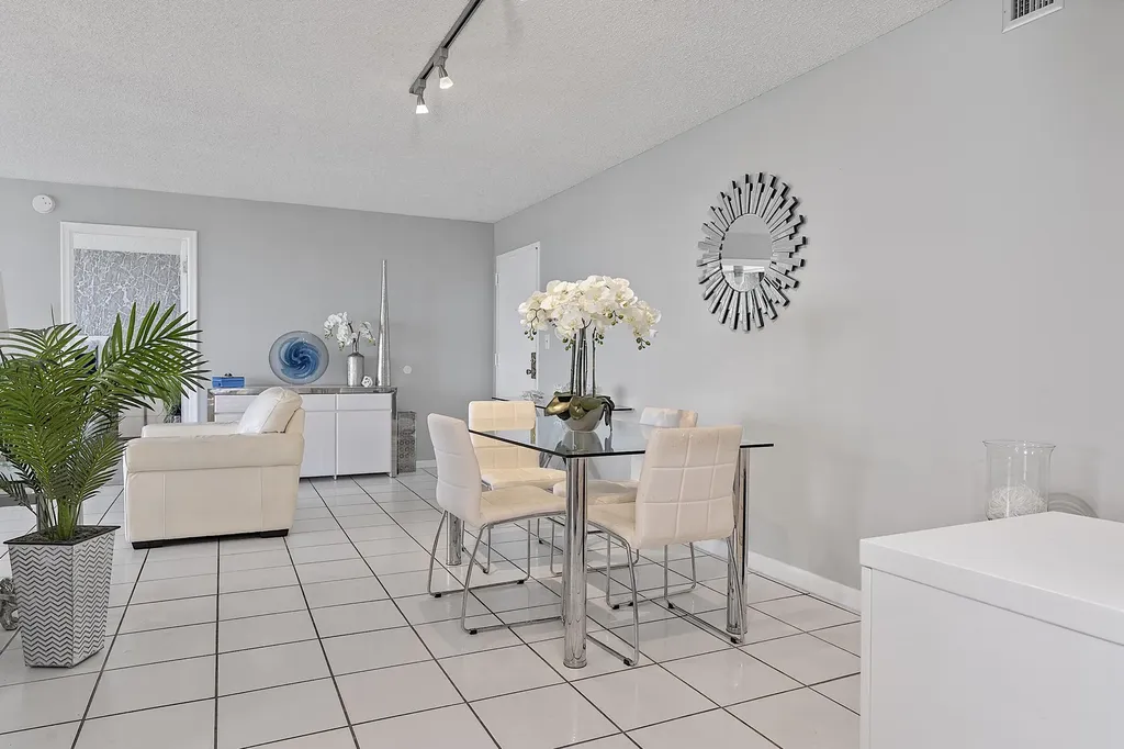 2841 N Ocean Boulevard Fort Lauderdale FL 33308