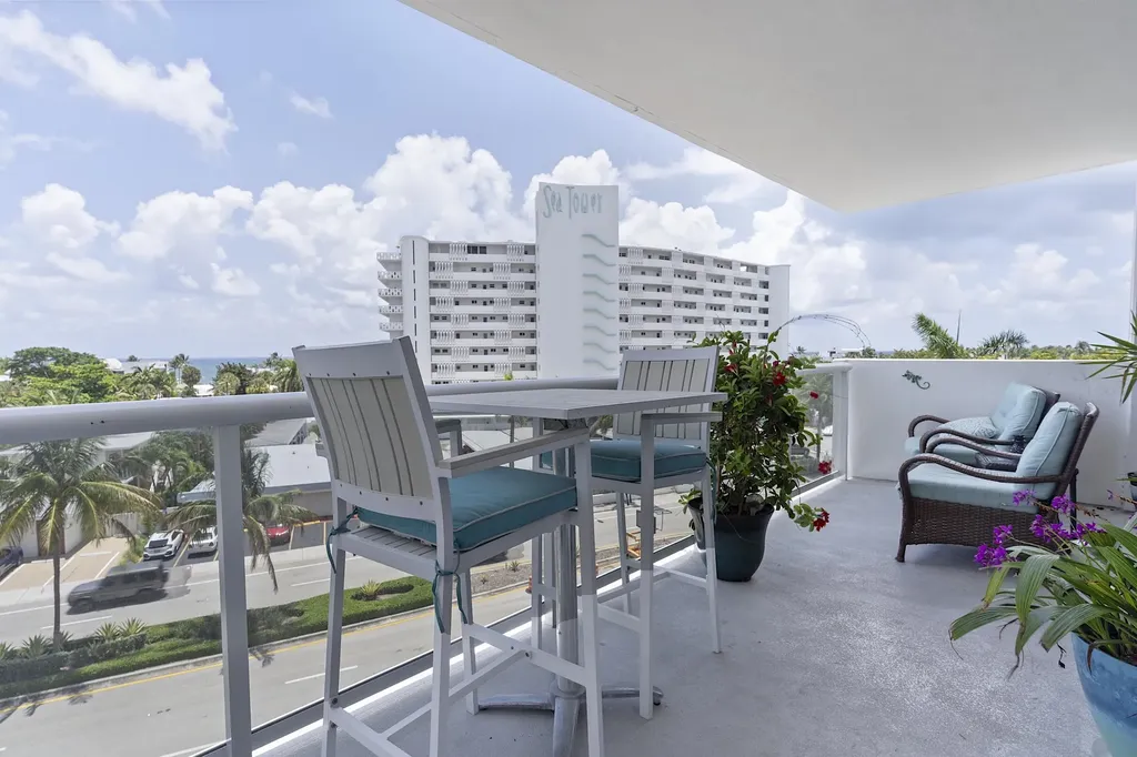2841 N Ocean Boulevard Fort Lauderdale FL 33308