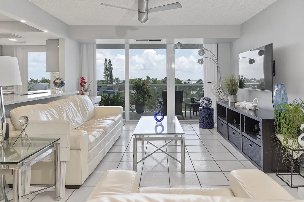 2841 N Ocean Boulevard Fort Lauderdale FL 33308