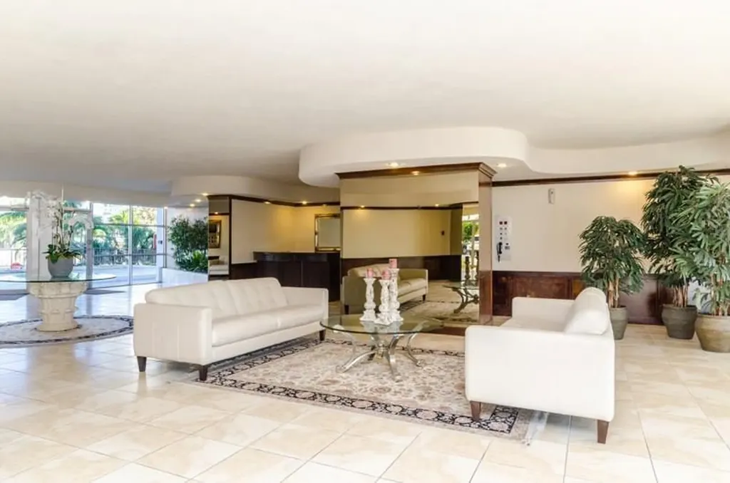 2841 N Ocean Boulevard Fort Lauderdale FL 33308