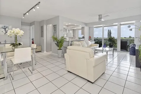 2841 N Ocean Boulevard Fort Lauderdale FL 33308