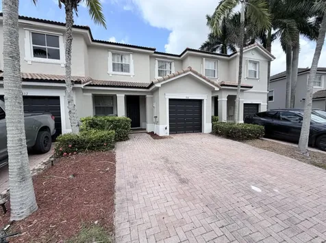 933 NE 42nd Avenue Homestead FL 33033