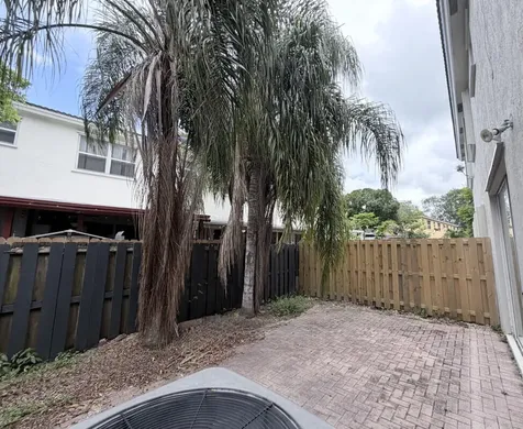 933 NE 42nd Avenue Homestead FL 33033