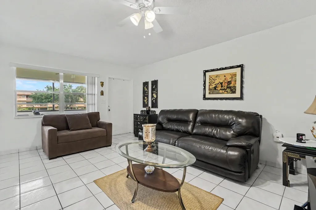 5300 Washington Street Hollywood FL 33021