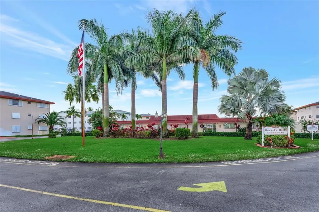 5300 Washington Street Hollywood FL 33021