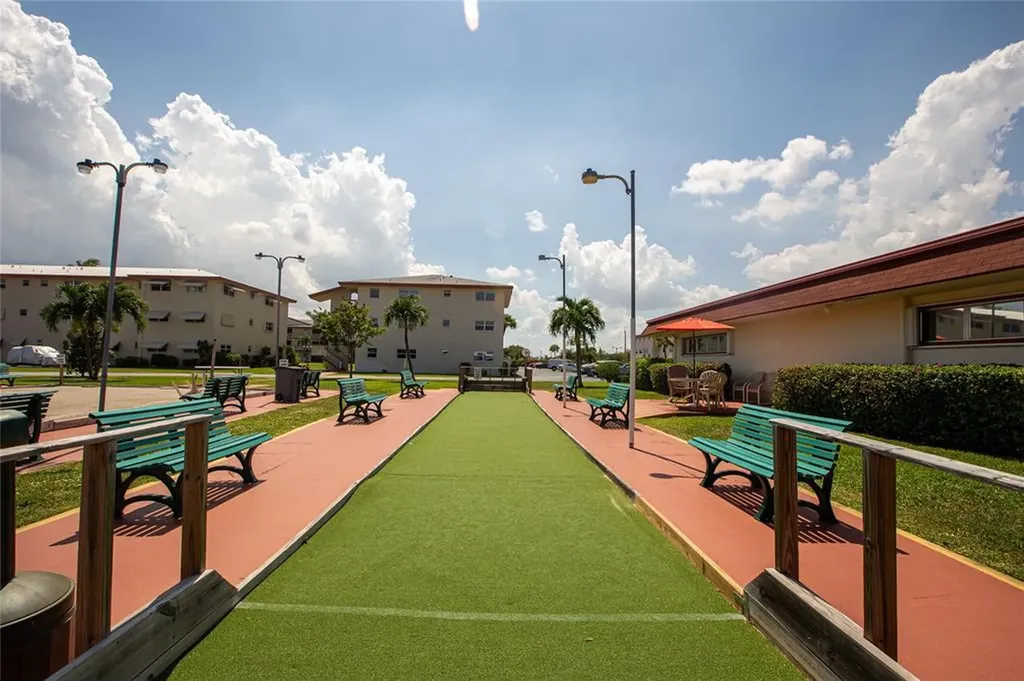 5300 Washington Street Hollywood FL 33021