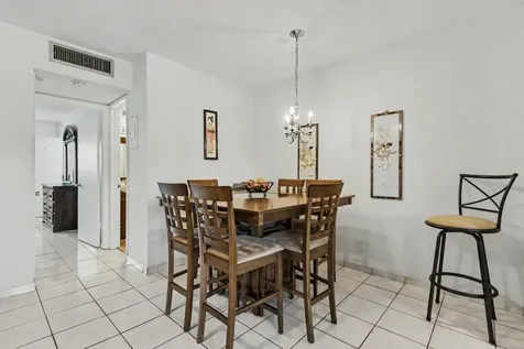 5300 Washington Street Hollywood FL 33021