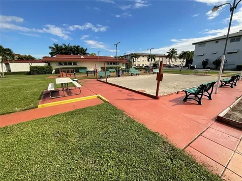 5300 Washington Street Hollywood FL 33021