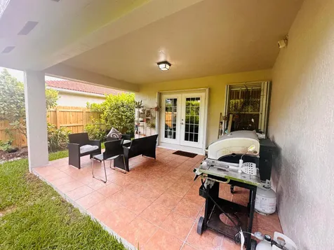 20221 SW 85th Court SW Cutler Bay FL 33189
