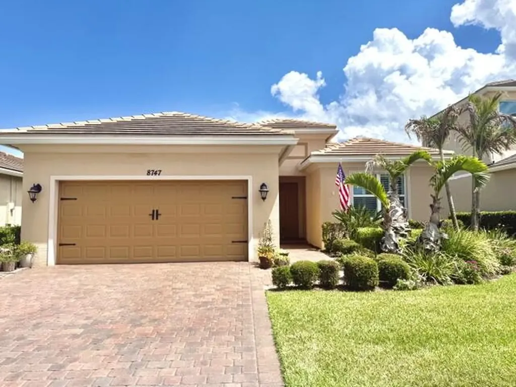 8747 SW Vico Way Port St Lucie FL 34987