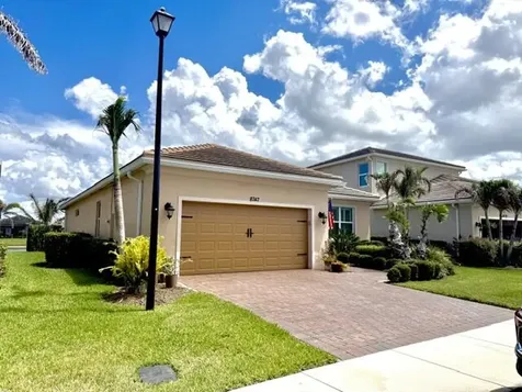 8747 SW Vico Way Port St Lucie FL 34987