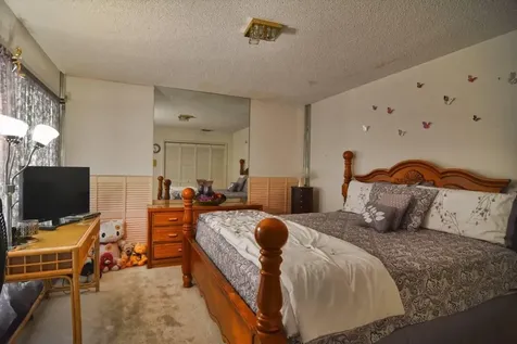 6691 S Pine Court West Palm Beach FL 33418