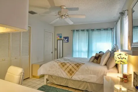 6691 S Pine Court West Palm Beach FL 33418
