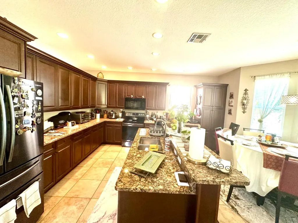 9205 Dupont Place Wellington FL 33414