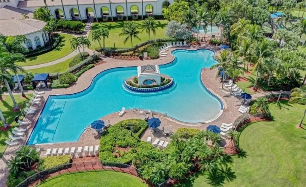9205 Dupont Place Wellington FL 33414