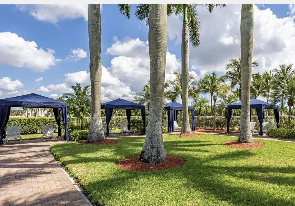 9205 Dupont Place Wellington FL 33414